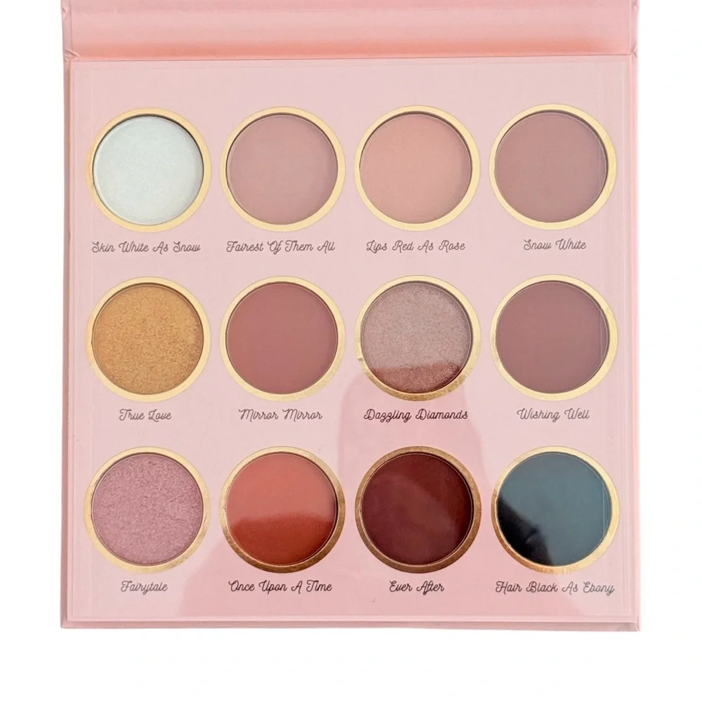 Disney Snow White and The Seven Dwarfs Floral 12 Shades Eyeshadow Palette